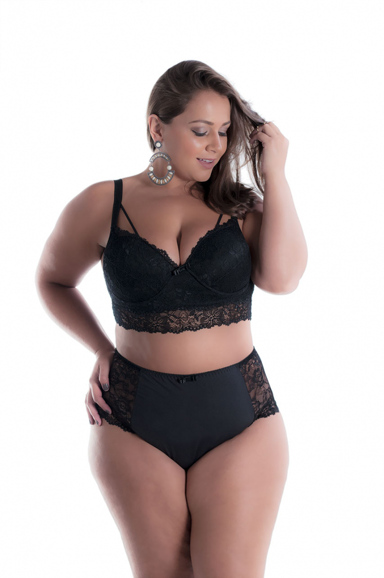 Conjunto de lencería en talla grande con molde práctico y adaptable para confección fácil.